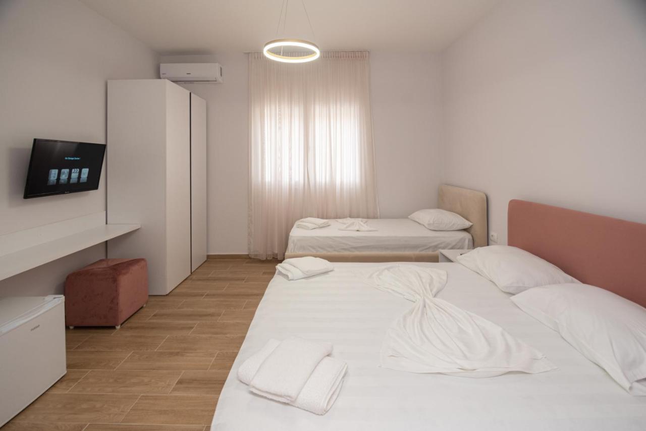 Lian'S Rooms Влёра Экстерьер фото