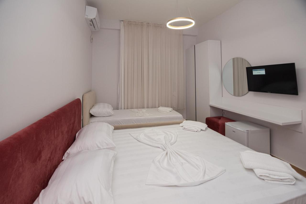 Lian'S Rooms Влёра Экстерьер фото