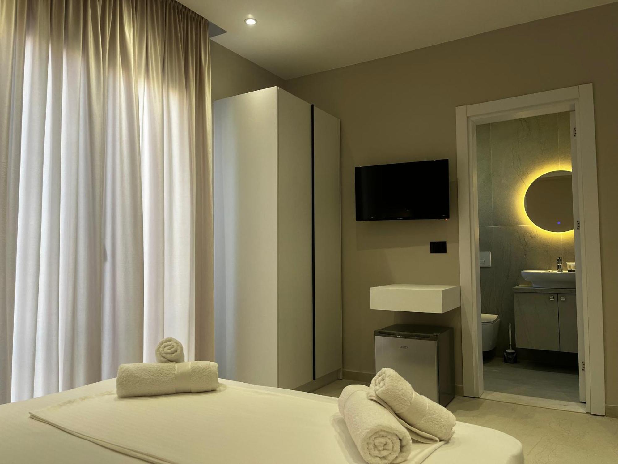 Lian'S Rooms Влёра Экстерьер фото