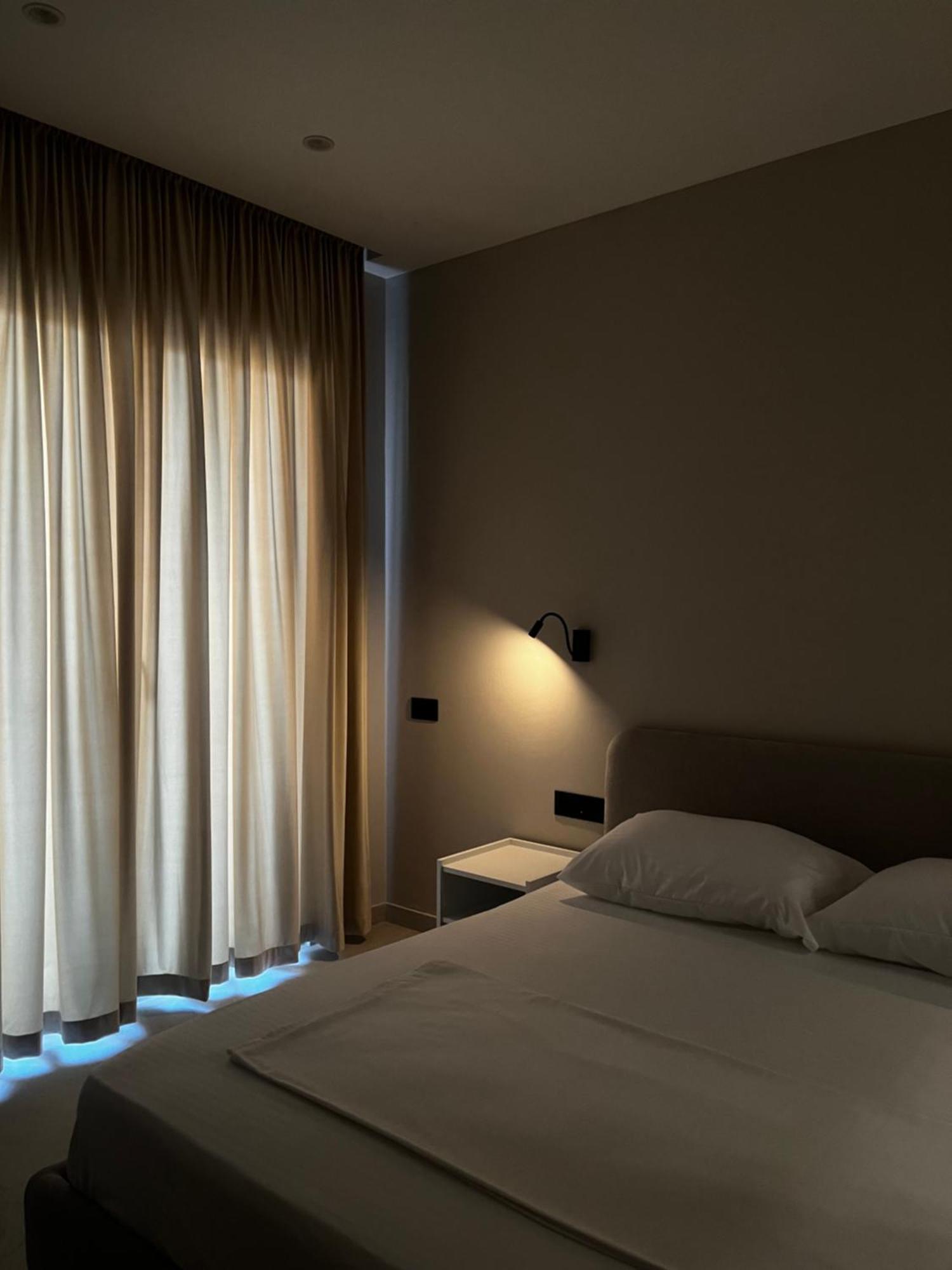 Lian'S Rooms Влёра Экстерьер фото